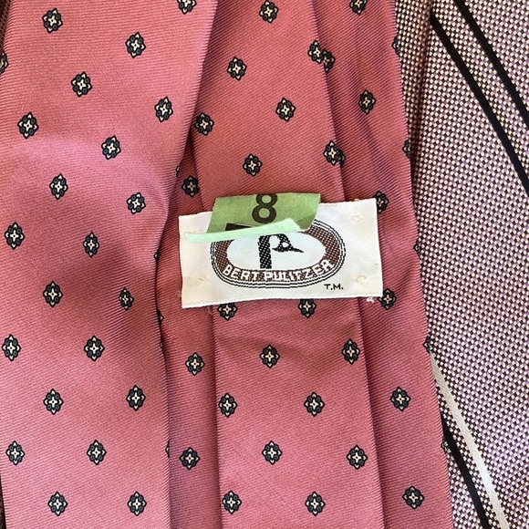 Men's Pink and Purple Ties Bundle Set of 3 - Picture 5 of 6